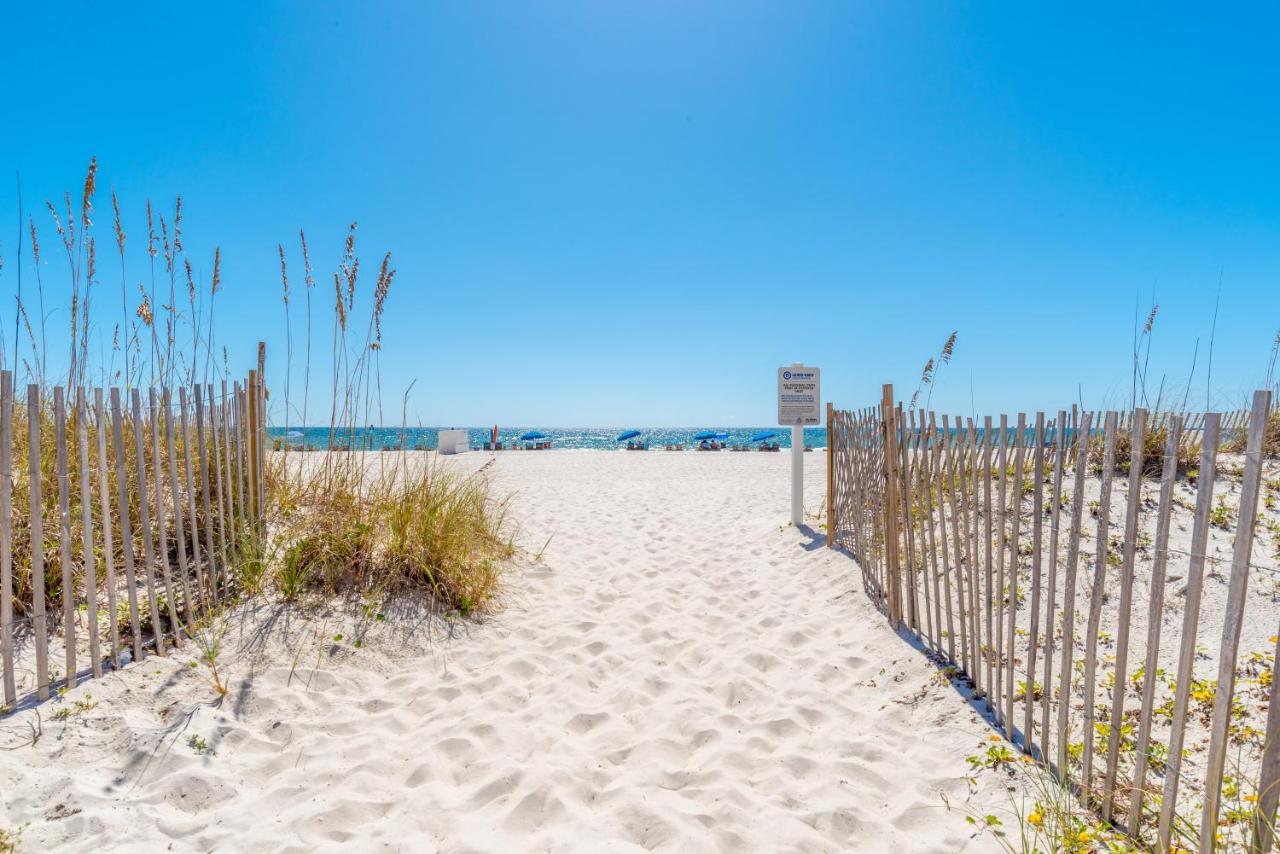 Island Winds East 202 By Albvr - Beautifully Renovated Beachfront Condo & Steps Away From Hangout & More! Gulf Shores Exterior photo