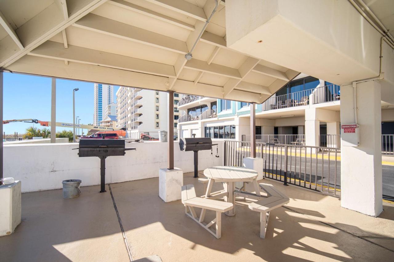 Island Winds East 202 By Albvr - Beautifully Renovated Beachfront Condo & Steps Away From Hangout & More! Gulf Shores Exterior photo